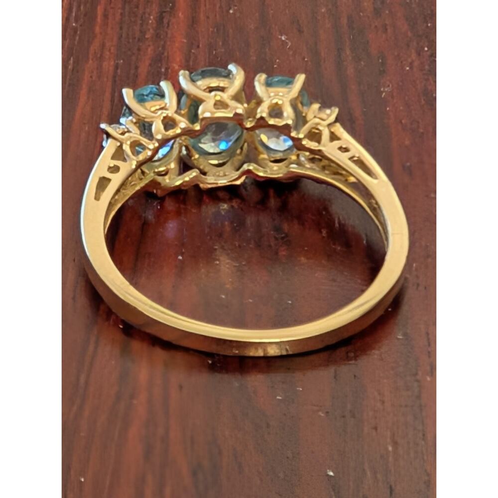 14K YELLOW GOLD Ring Size 6.75 With 3 Oval Aquamarine & 4 TINY DIAMOND Stones - Picture 5 of 9